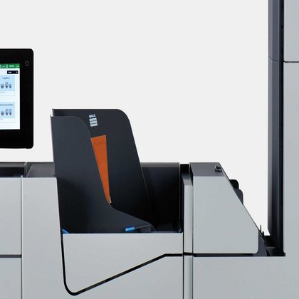 Versafeeder zum Beilegen von Broschüren