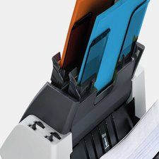 Einfaches kuvertieren von Dokumenten oder Beilagen dank praktischer Dokumentenzuführung