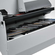 On-Delay-Funktion zur Vermeidung von Materialstau bei der Mischpost-Bearbeitung